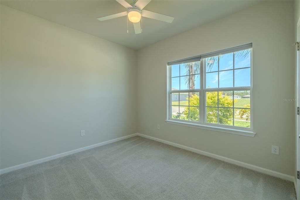 Activo con contrato: $515,000 (4 camas, 3 baños, 2550 Pies cuadrados)
