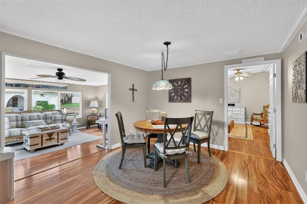 Active With Contract: $249,900 (2 beds, 2 baths, 1654 Square Feet)