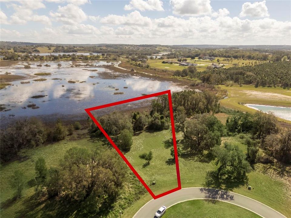 待售: $215,000 (2.83 acres)