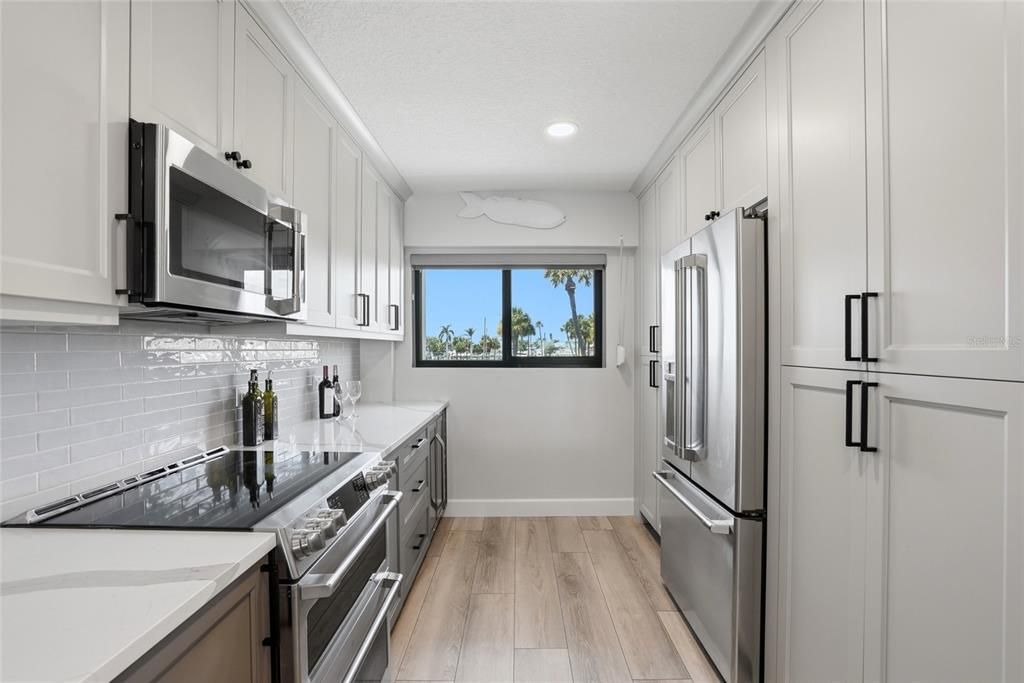 En Venta: $799,000 (2 camas, 2 baños, 1365 Pies cuadrados)