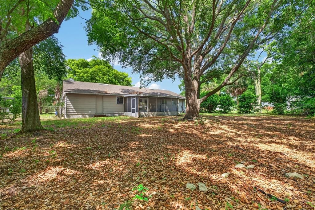 Active With Contract: $236,900 (3 beds, 2 baths, 1334 Square Feet)