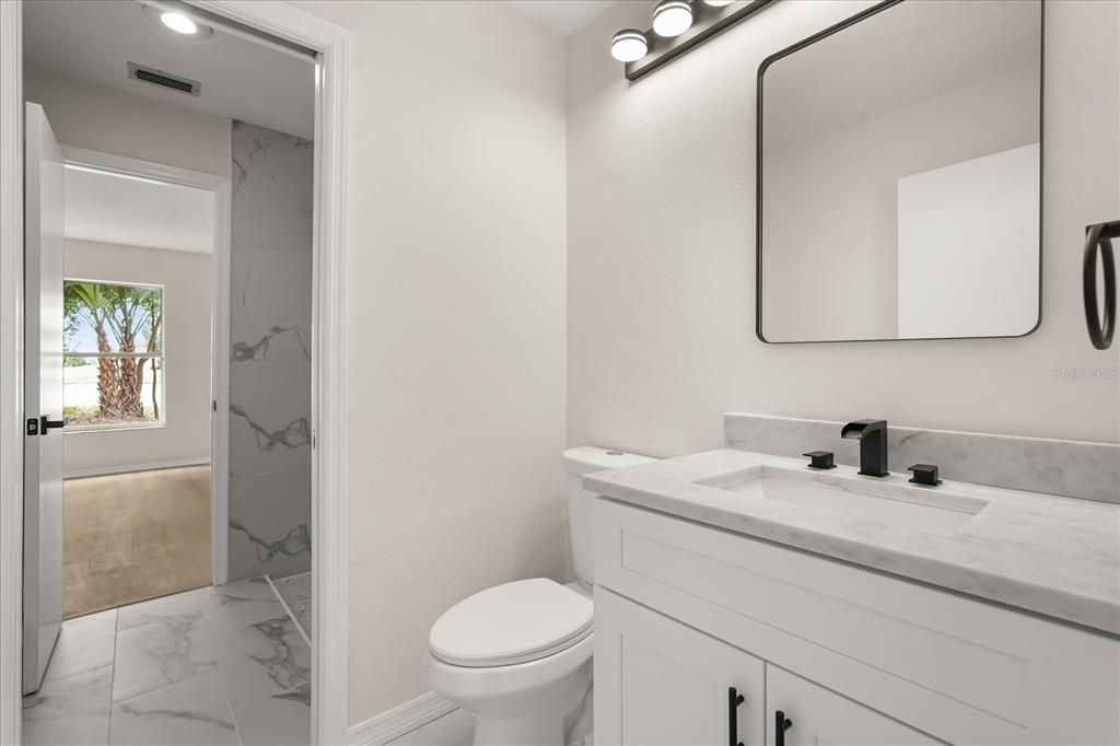 Activo con contrato: $279,900 (3 camas, 2 baños, 1378 Pies cuadrados)