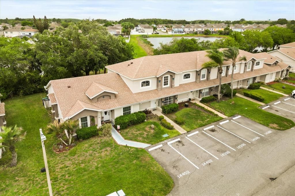 Activo con contrato: $279,900 (3 camas, 2 baños, 1378 Pies cuadrados)