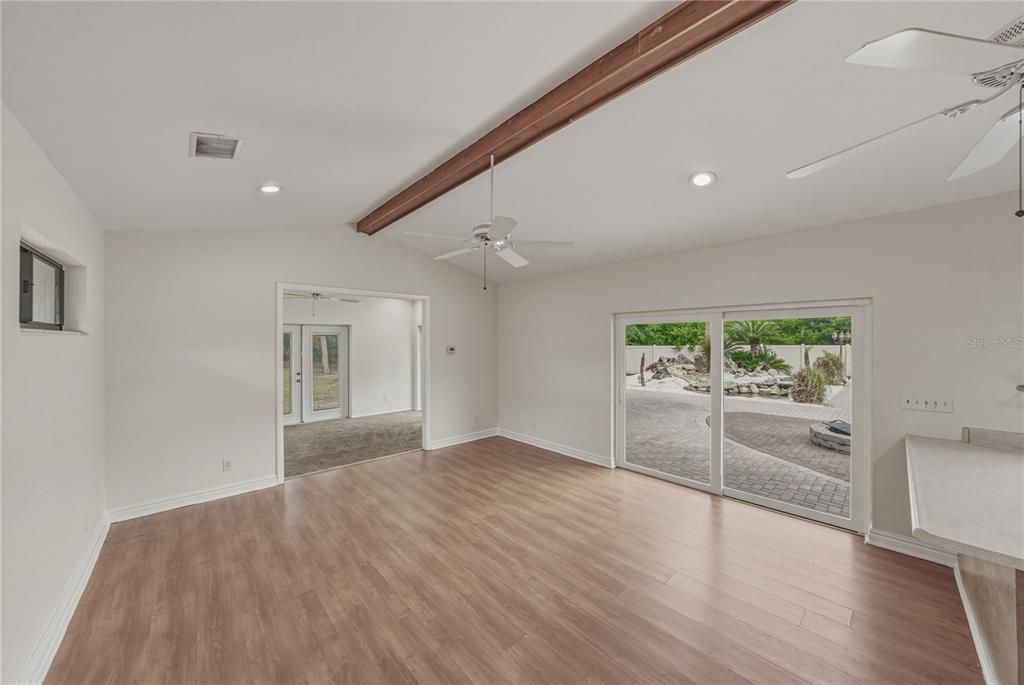 Active With Contract: $825,000 (4 beds, 3 baths, 2866 Square Feet)