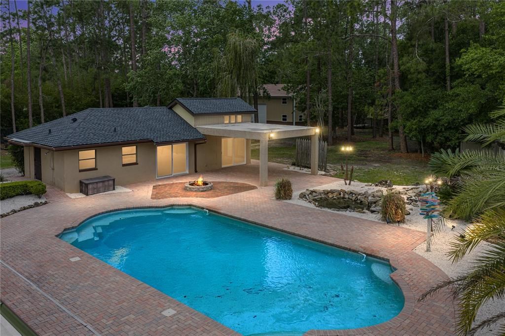 Active With Contract: $825,000 (4 beds, 3 baths, 2866 Square Feet)