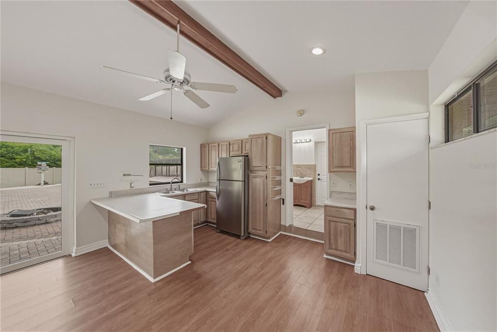 Active With Contract: $825,000 (4 beds, 3 baths, 2866 Square Feet)