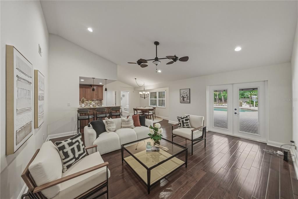 Active With Contract: $825,000 (4 beds, 3 baths, 2866 Square Feet)