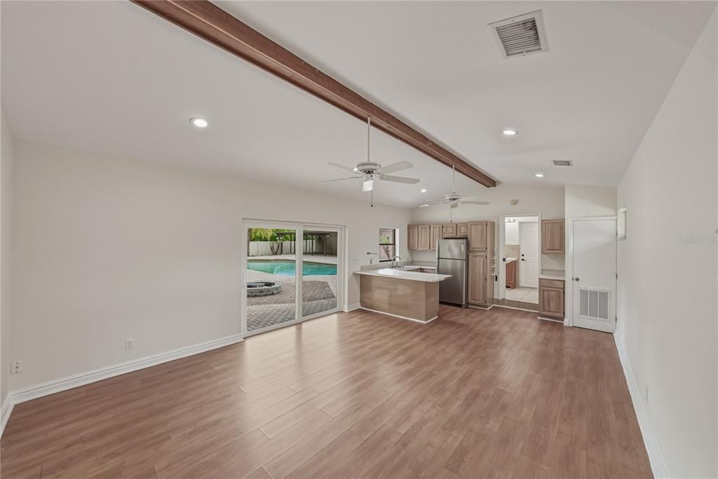 Active With Contract: $825,000 (4 beds, 3 baths, 2866 Square Feet)