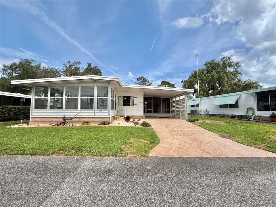 Active With Contract: $79,000 (2 beds, 2 baths, 1056 Square Feet)