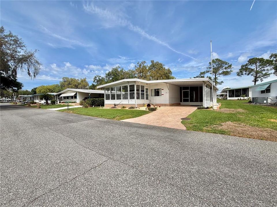 Active With Contract: $79,000 (2 beds, 2 baths, 1056 Square Feet)