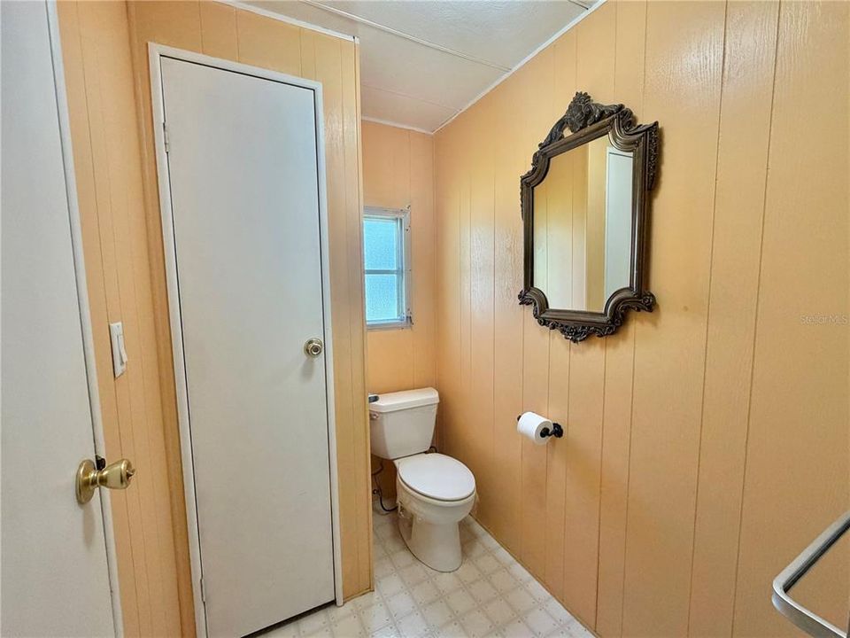 Active With Contract: $79,000 (2 beds, 2 baths, 1056 Square Feet)