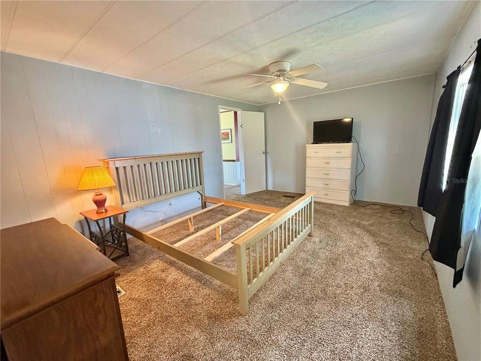 Active With Contract: $79,000 (2 beds, 2 baths, 1056 Square Feet)