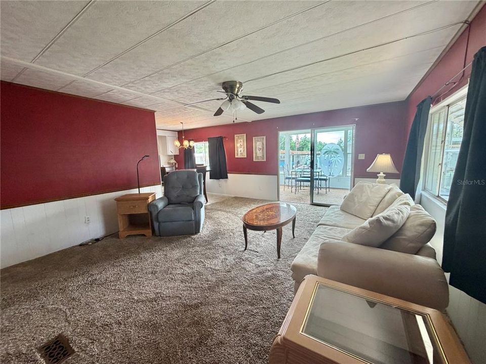 Active With Contract: $79,000 (2 beds, 2 baths, 1056 Square Feet)