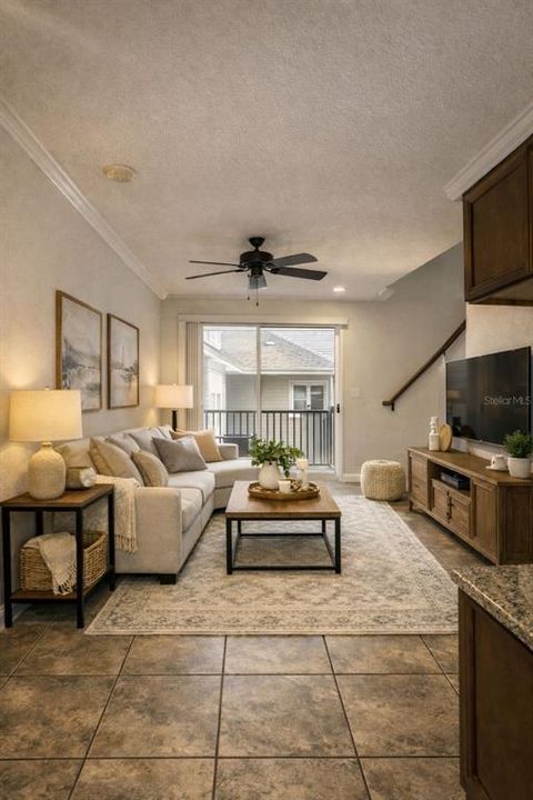 Active With Contract: $2,300 (3 beds, 2 baths, 1537 Square Feet)