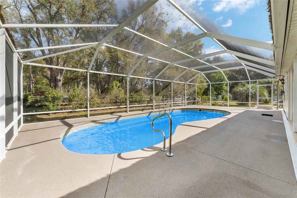 For Rent: $2,750 (3 beds, 2 baths, 1866 Square Feet)