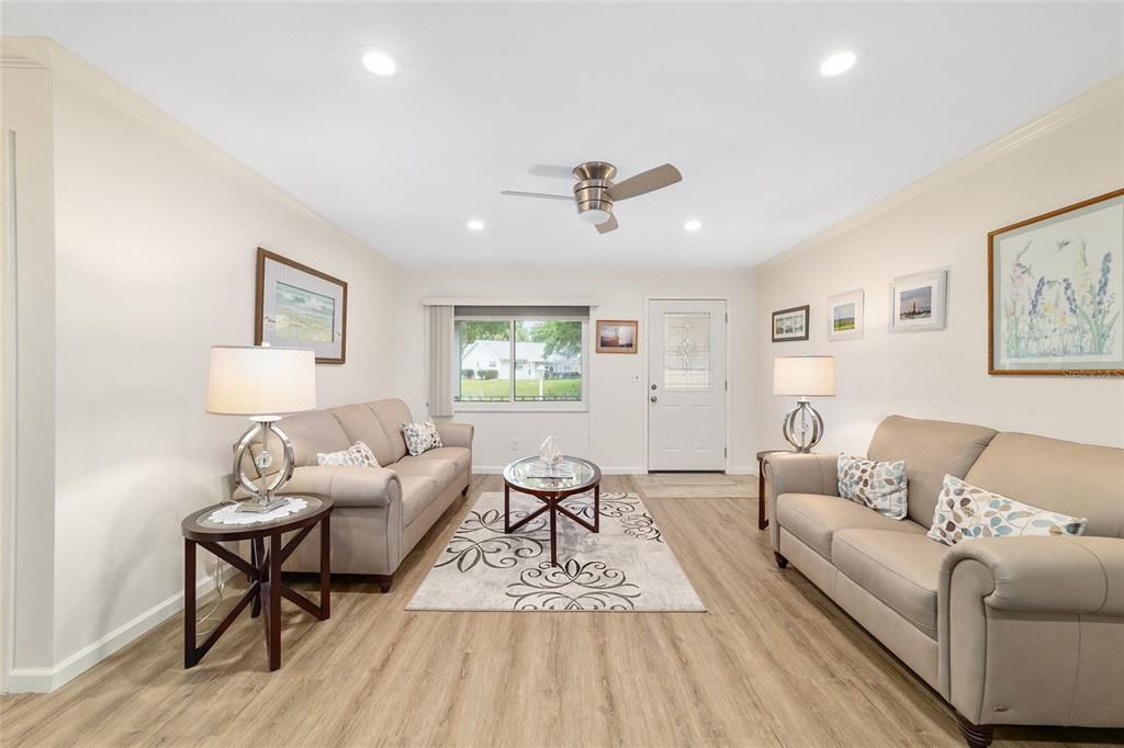 Active With Contract: $199,000 (2 beds, 2 baths, 1748 Square Feet)