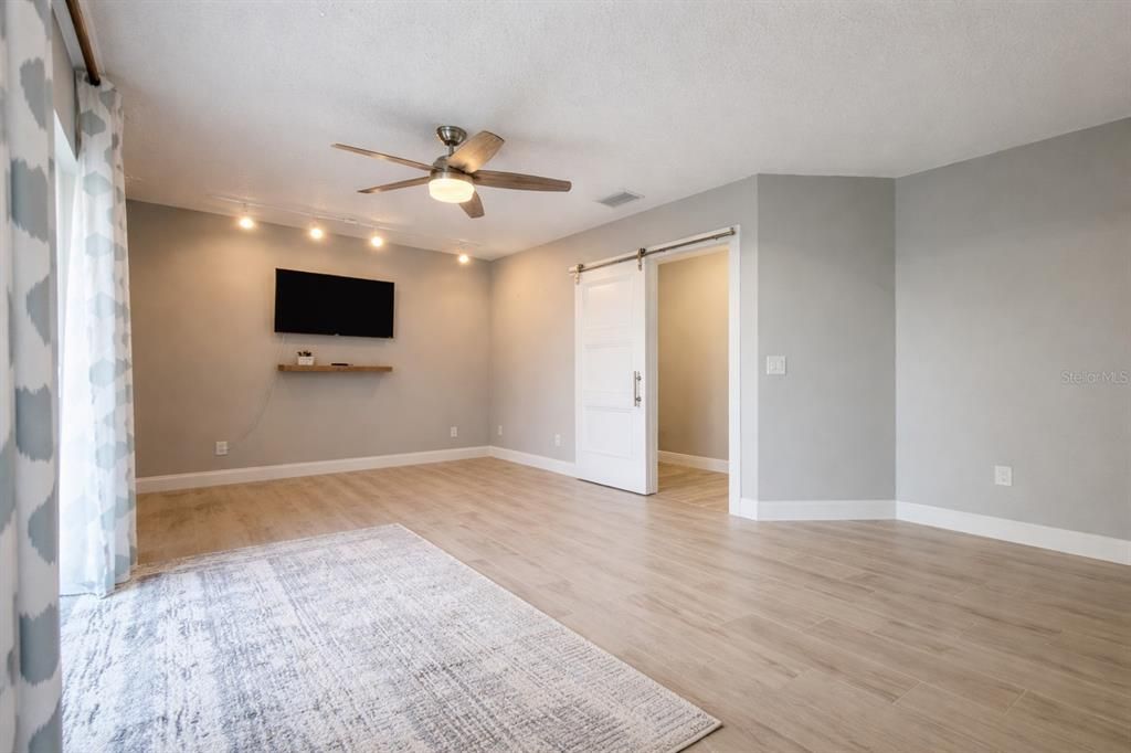 For Rent: $3,500 (3 beds, 3 baths, 2080 Square Feet)