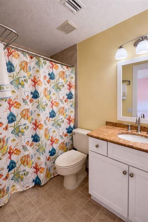 For Rent: $3,500 (3 beds, 3 baths, 2080 Square Feet)