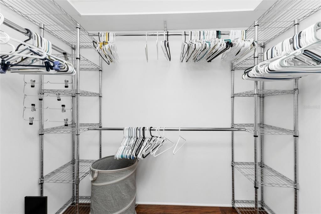 Activo con contrato: $163,000 (2 camas, 2 baños, 1147 Pies cuadrados)