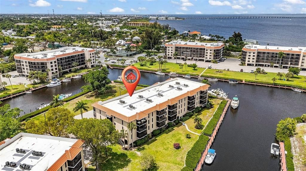Activo con contrato: $163,000 (2 camas, 2 baños, 1147 Pies cuadrados)