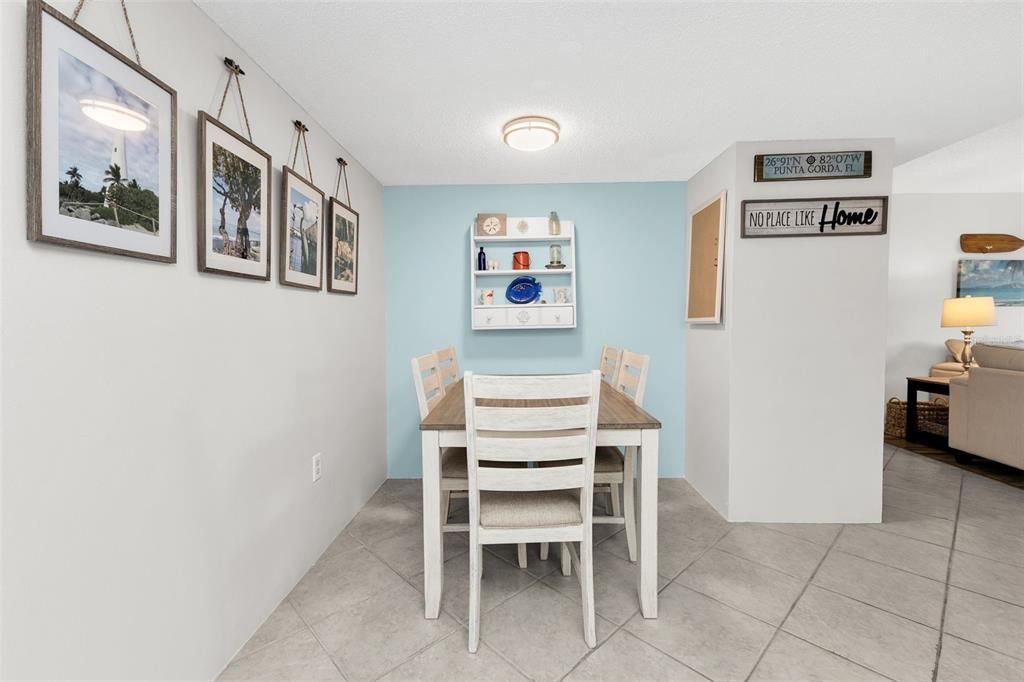 Activo con contrato: $163,000 (2 camas, 2 baños, 1147 Pies cuadrados)