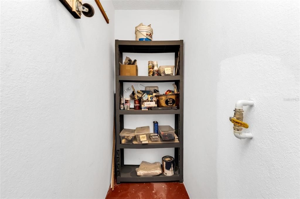 Activo con contrato: $163,000 (2 camas, 2 baños, 1147 Pies cuadrados)