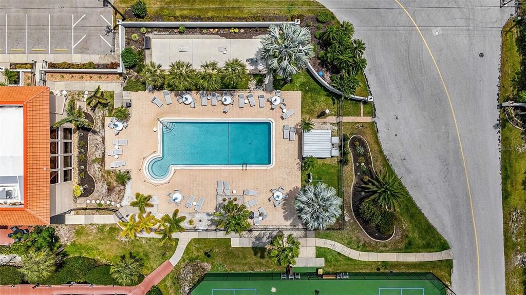Activo con contrato: $163,000 (2 camas, 2 baños, 1147 Pies cuadrados)
