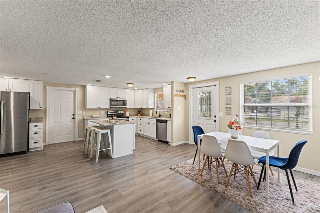 Active With Contract: $500,000 (5 beds, 3 baths, 2292 Square Feet)