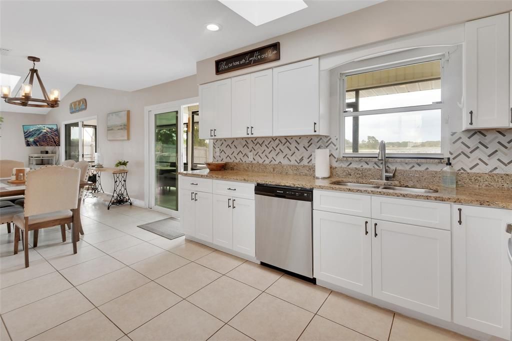Active With Contract: $420,000 (3 beds, 2 baths, 1717 Square Feet)