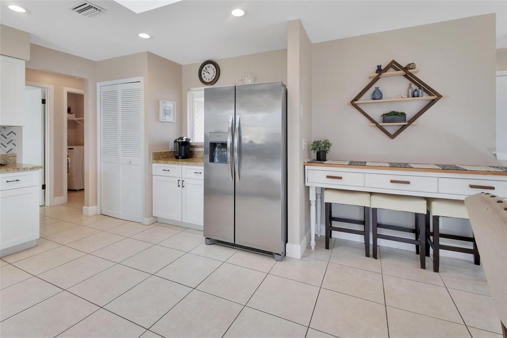 Active With Contract: $420,000 (3 beds, 2 baths, 1717 Square Feet)