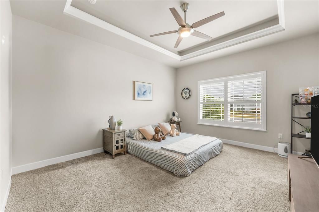 Activo con contrato: $339,900 (3 camas, 2 baños, 1504 Pies cuadrados)