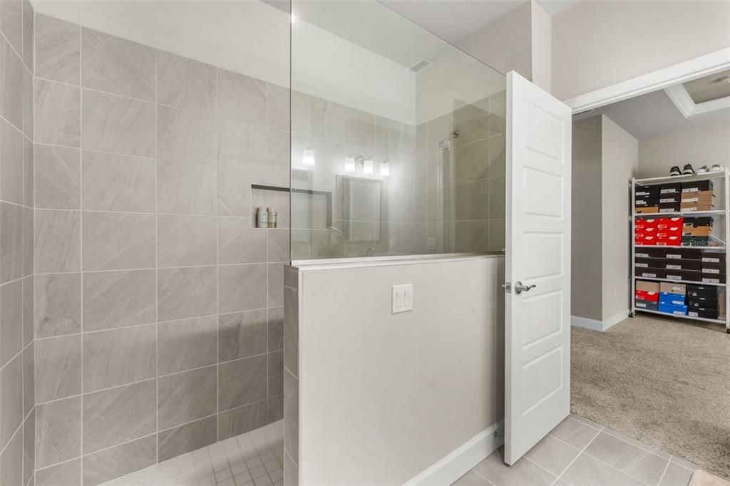 Activo con contrato: $339,900 (3 camas, 2 baños, 1504 Pies cuadrados)