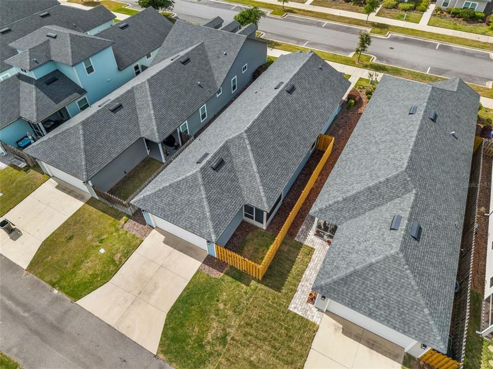 Activo con contrato: $339,900 (3 camas, 2 baños, 1504 Pies cuadrados)