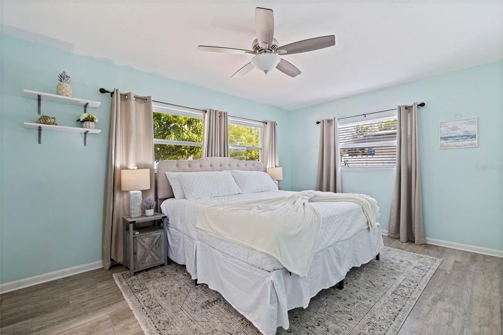 For Rent: $4,200 (3 beds, 2 baths, 1278 Square Feet)