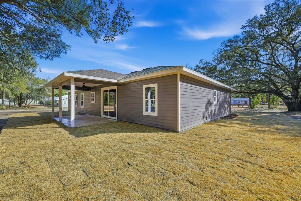 En Venta: $599,900 (4 camas, 2 baños, 1943 Pies cuadrados)