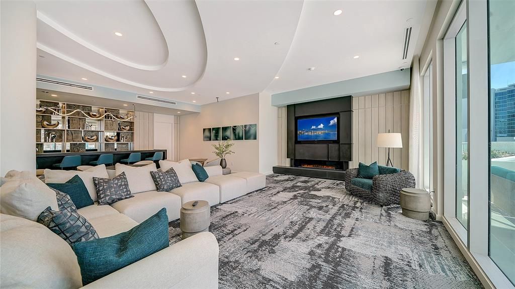 Activo con contrato: $1,850,000 (3 camas, 3 baños, 2184 Pies cuadrados)