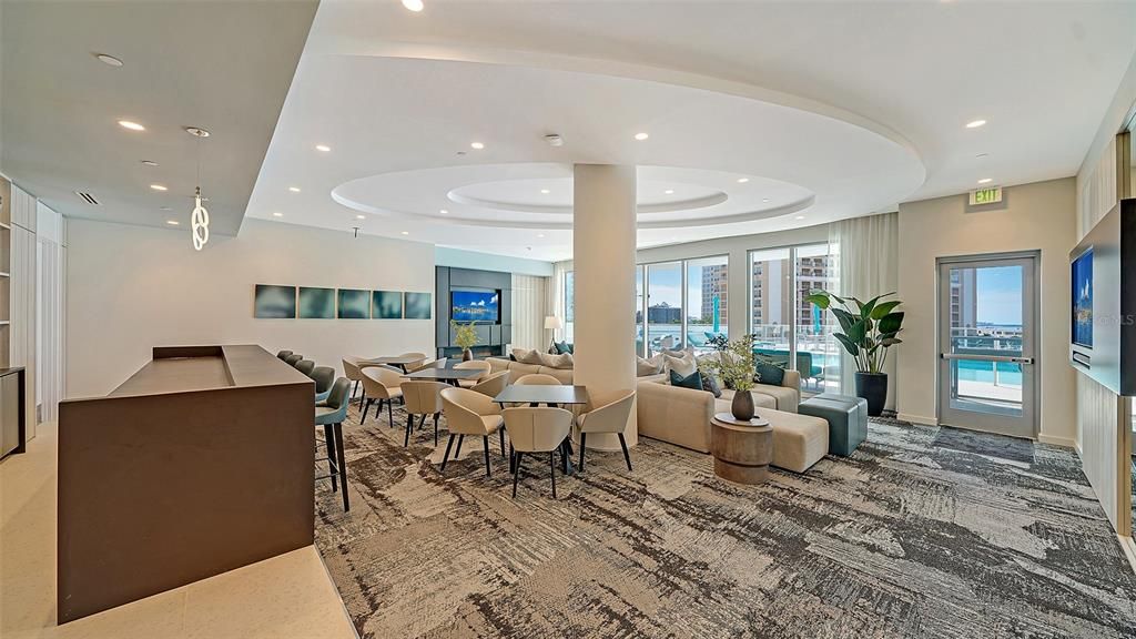 Activo con contrato: $1,850,000 (3 camas, 3 baños, 2184 Pies cuadrados)