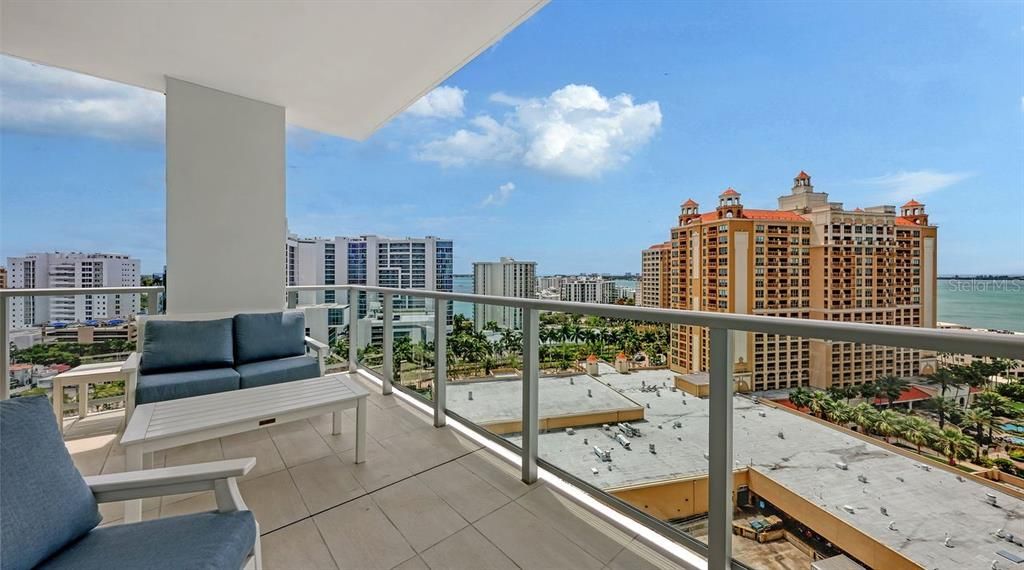 For Sale: $1,850,000 (3 beds, 3 baths, 2184 Square Feet)