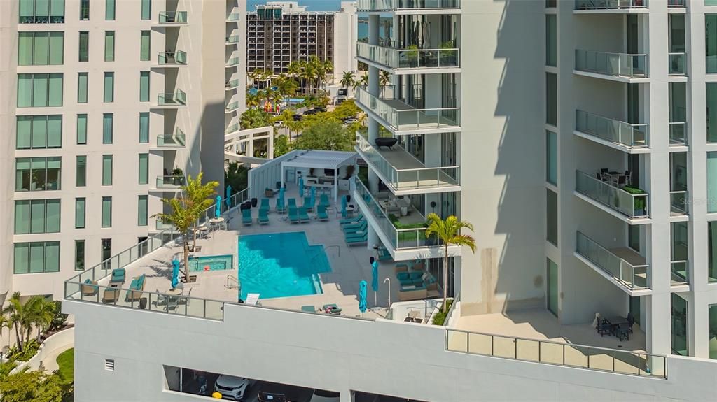 Activo con contrato: $1,850,000 (3 camas, 3 baños, 2184 Pies cuadrados)
