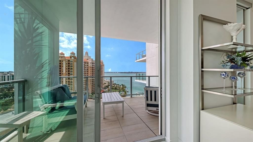 For Sale: $1,850,000 (3 beds, 3 baths, 2184 Square Feet)