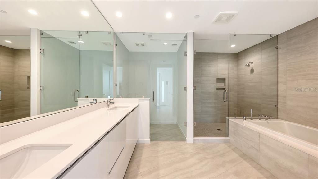 For Sale: $1,850,000 (3 beds, 3 baths, 2184 Square Feet)