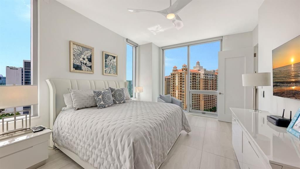 For Sale: $1,850,000 (3 beds, 3 baths, 2184 Square Feet)