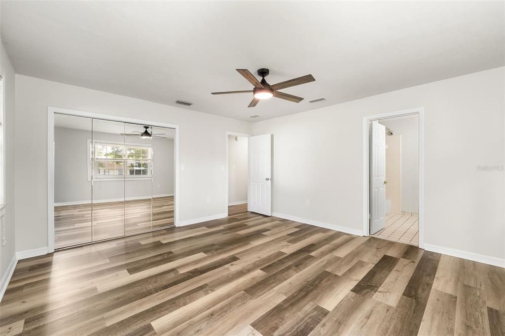 Activo con contrato: $299,500 (3 camas, 2 baños, 1584 Pies cuadrados)