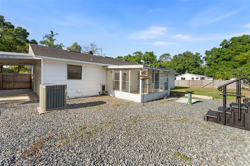 Activo con contrato: $299,500 (3 camas, 2 baños, 1584 Pies cuadrados)