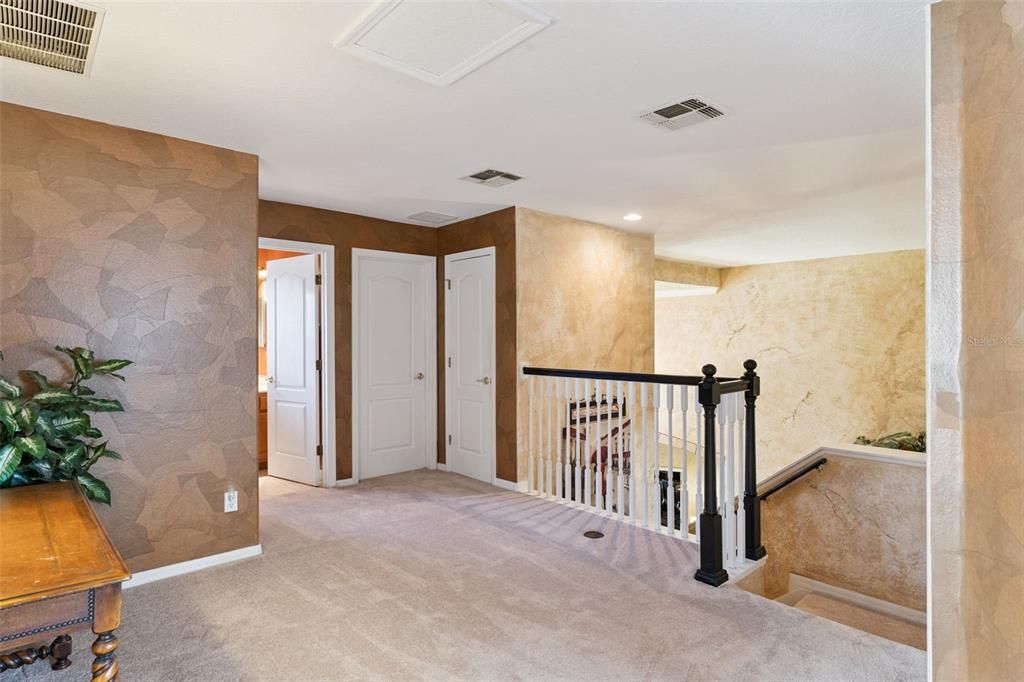 Activo con contrato: $850,000 (5 camas, 4 baños, 3909 Pies cuadrados)