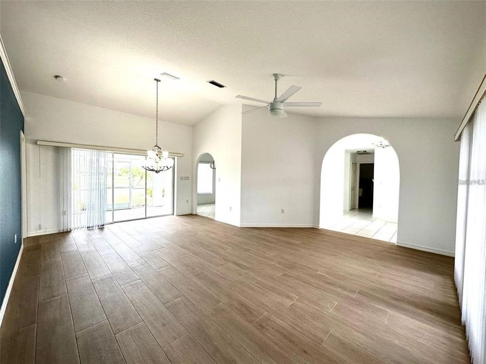 Active With Contract: $2,150 (3 beds, 2 baths, 2039 Square Feet)