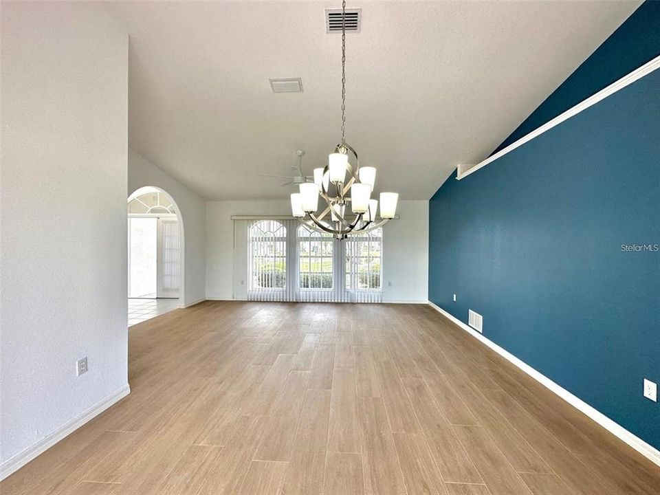 Active With Contract: $2,150 (3 beds, 2 baths, 2039 Square Feet)