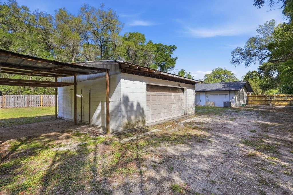 For Rent: $2,850 (2 beds, 1 baths, 900 Square Feet)