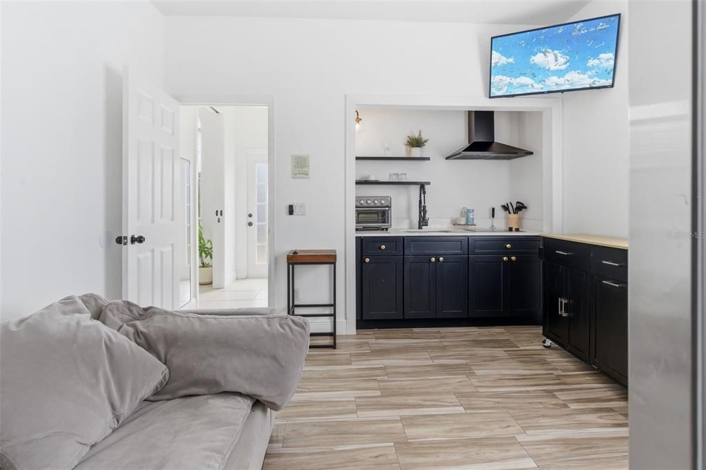 En Venta: $1,240,000 (4 camas, 3 baños, 3630 Pies cuadrados)