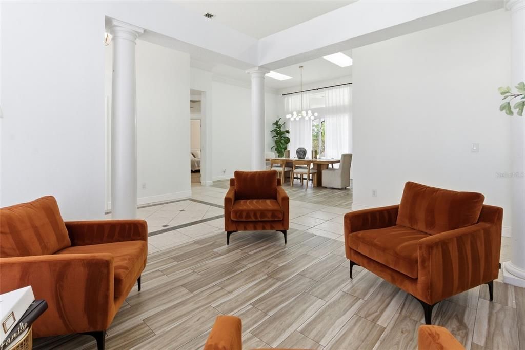 En Venta: $1,240,000 (4 camas, 3 baños, 3630 Pies cuadrados)